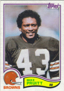 Mike Pruitt 1982 football card